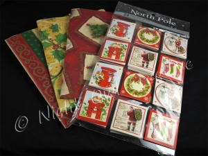 Christmas Gift Wrap & Tags - Traditional