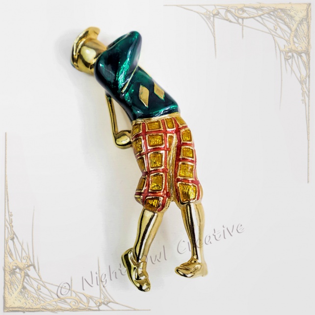 Golf brooch sales